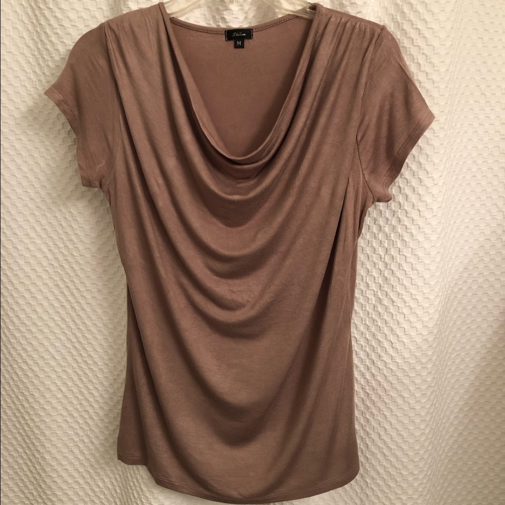Women’s short sleeve taupe knit top